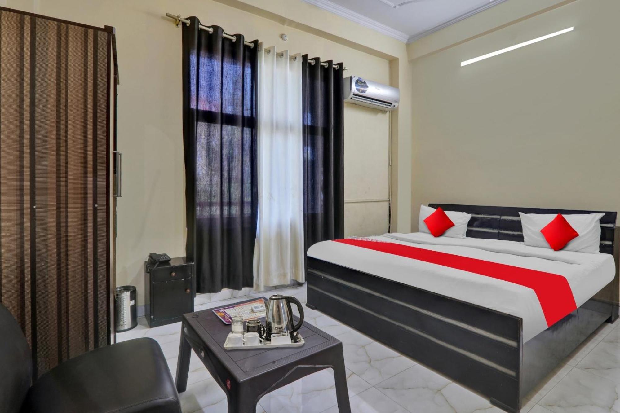 Super Hotel O New A V Hospitality Chinhat Luaran gambar