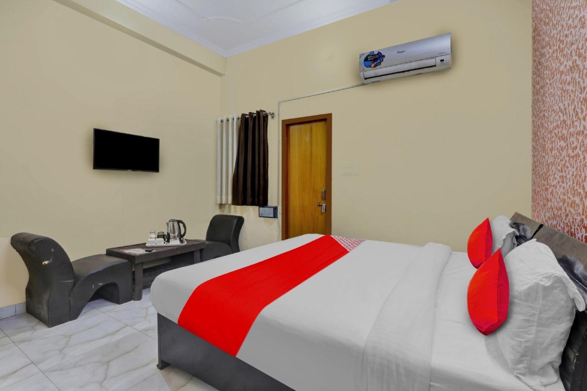 Super Hotel O New A V Hospitality Chinhat Luaran gambar