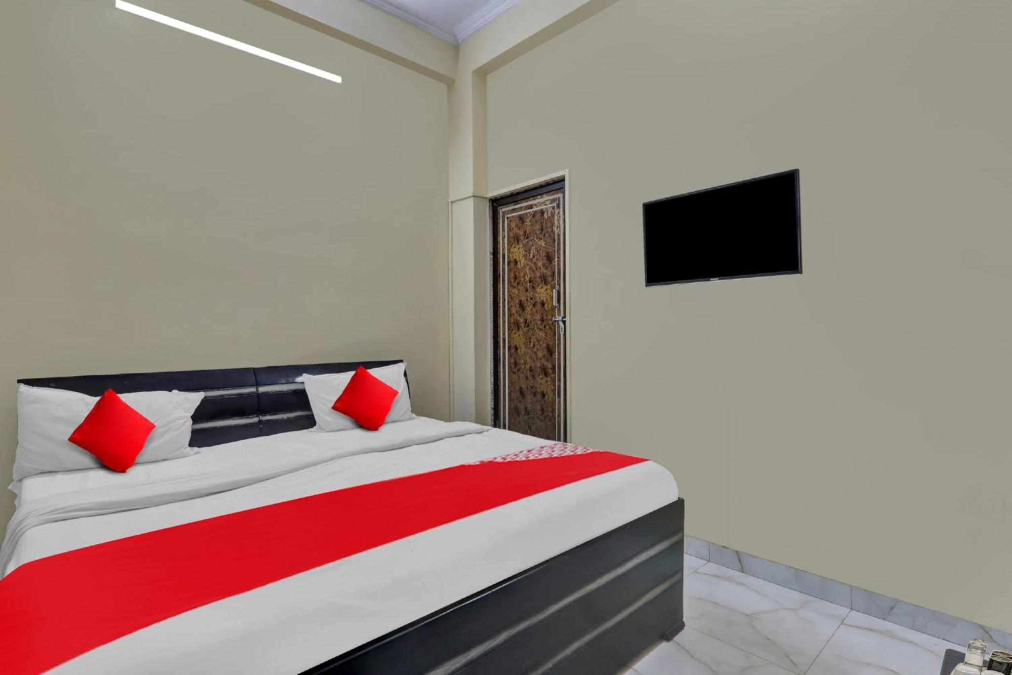 Super Hotel O New A V Hospitality Chinhat Luaran gambar